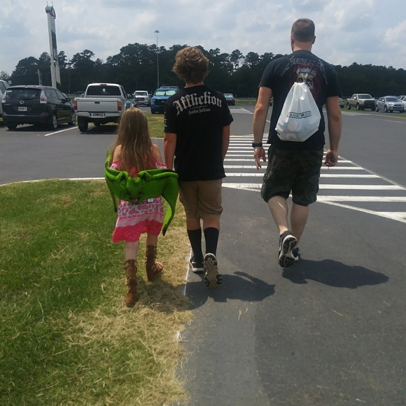 Meet the Posher - Picture 2 of 8